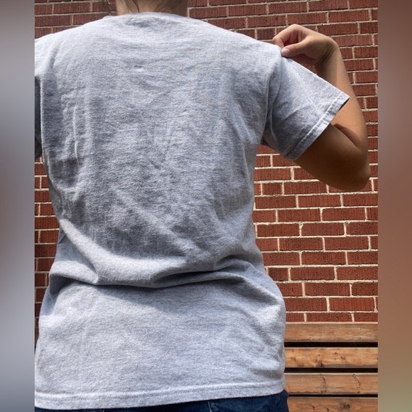 Disney T-Shirt - Picture 2 of 5